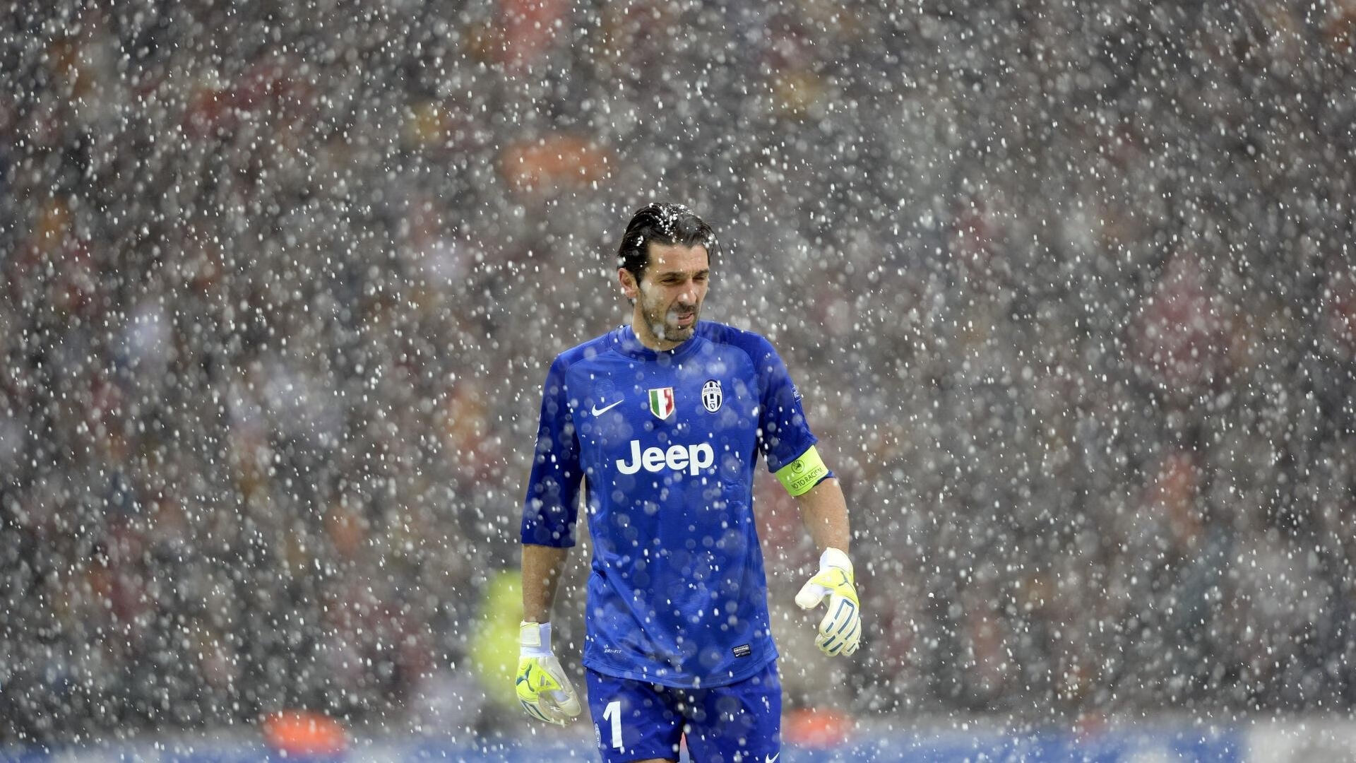 乔纳·隆戈的影响力:改变了世界对橄榄球的观感和期待,乔1伦纳德